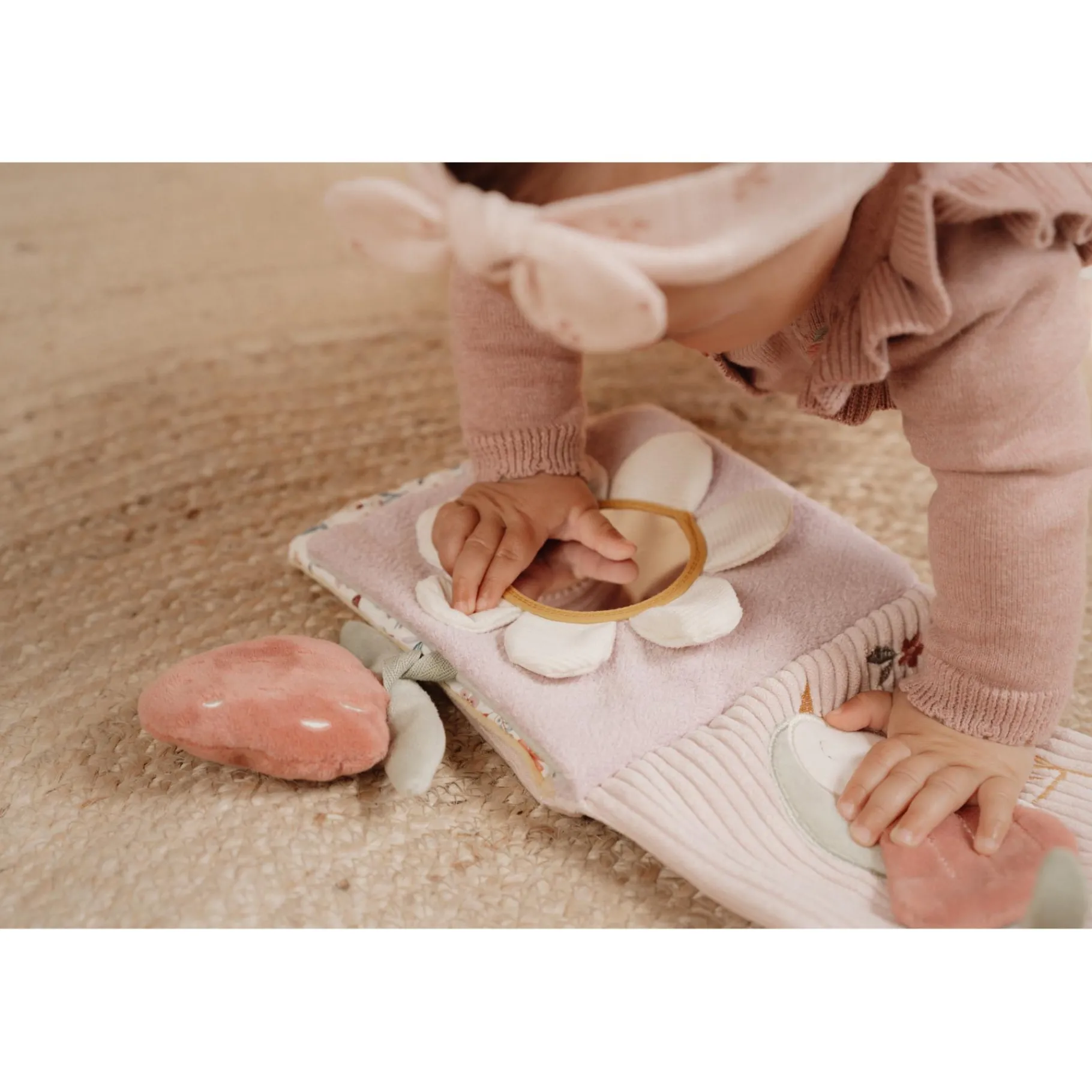 Babyspeelgoed> Activiteitenboekje Fary Garden