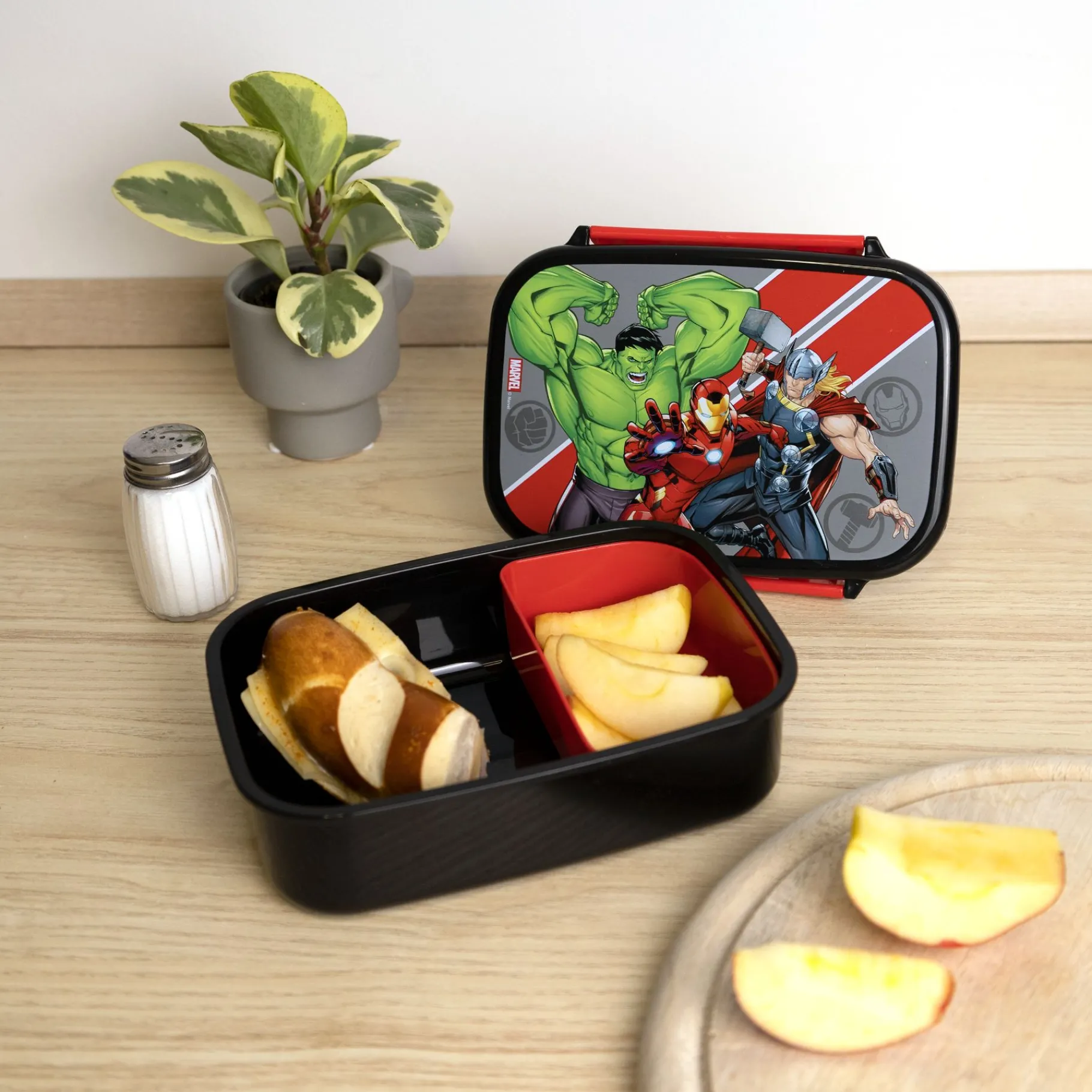 Schoolbekers En Broodtrommels> Avengers Lunchbox