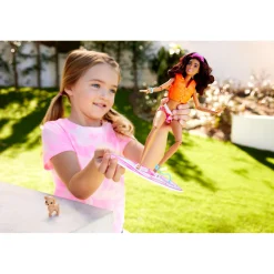 Meisjes|Tienerpoppen></noscript> Barbie beach pop met surfplank