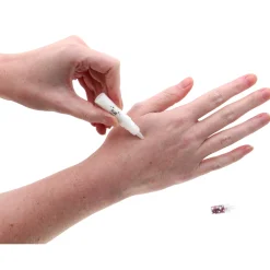 Make-Up><noscript><img width=