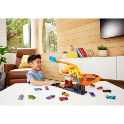 Stuntsets|Jongens></noscript> Hot Wheels city pizza slam cobra attack