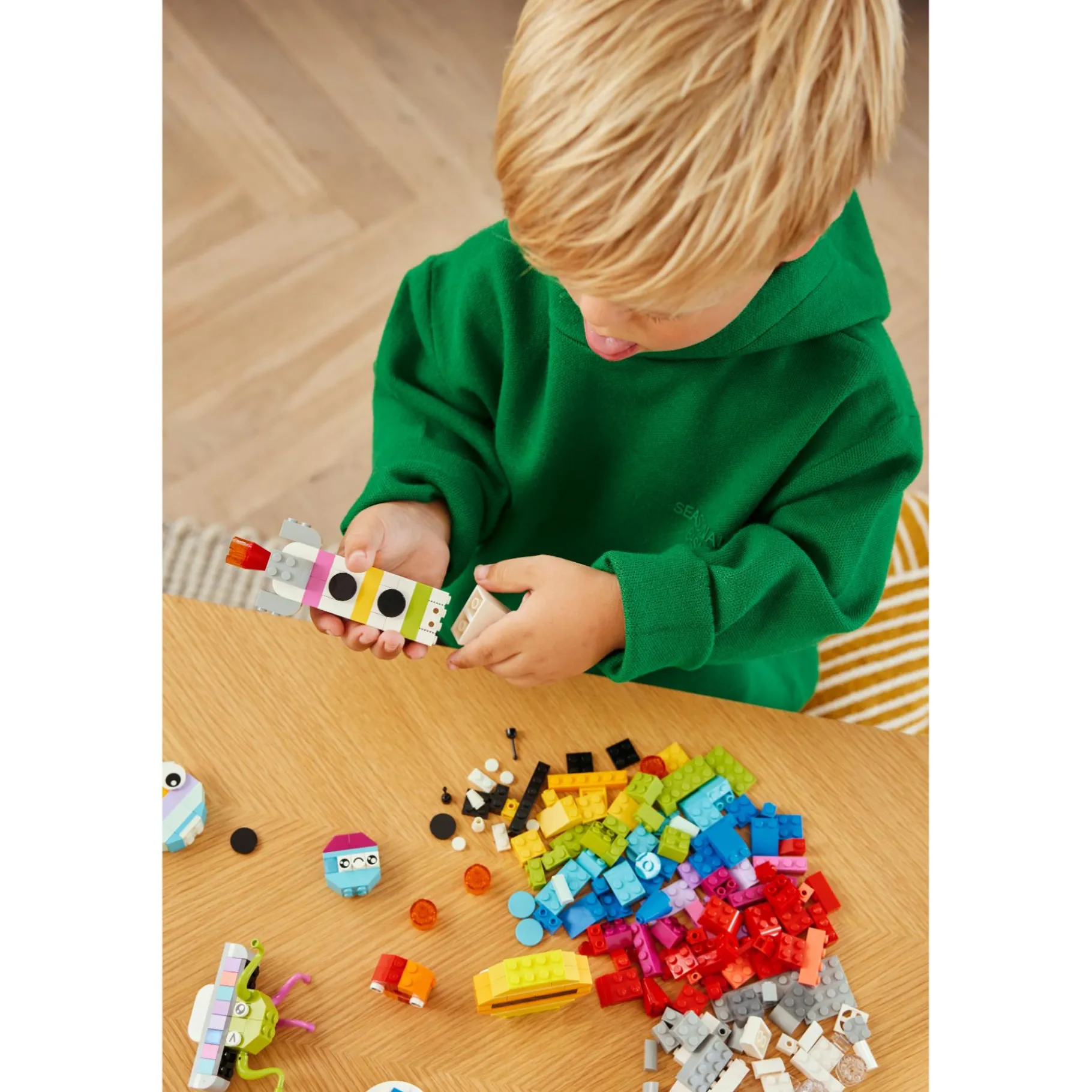 Bouwstenen|Jongens>LEGO 11037 Classic Creatieve Planeten