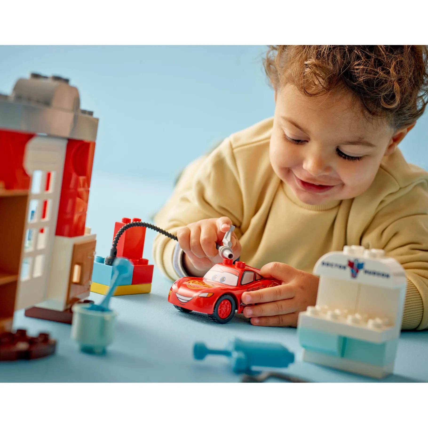 Bouwstenen|Jongens>LEGO 10456 DUPLO Disney Mcqueens Bezoek Aan Docs Garage