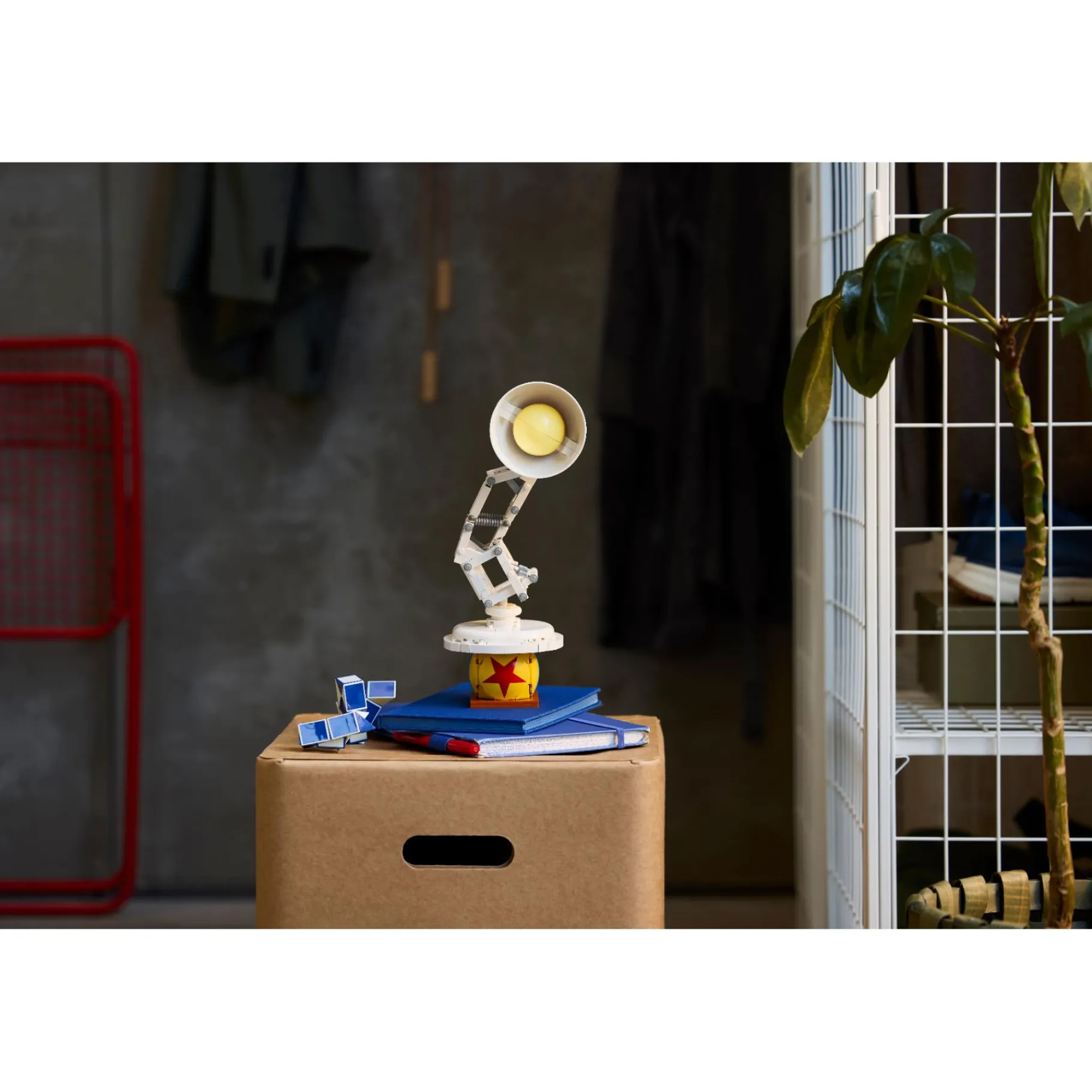 Bouwstenen|Jongens>LEGO 21357 Ideas Disney Pixar Luxo Jr.