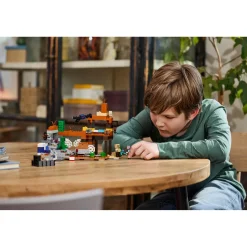 Bouwstenen|Jongens></noscript>LEGO 21263 Minecraft De Woestenijmijnschacht