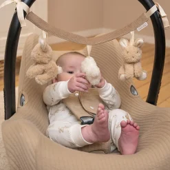 Rammelaars></noscript> Little Dutch Autostoelspeeltje Baby Bunny