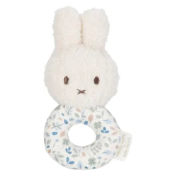 Plucheknuffels><noscript><img width=