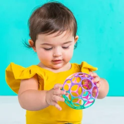 Babyspeelgoed></noscript> Oball Original klassiek easy grip roze/paars