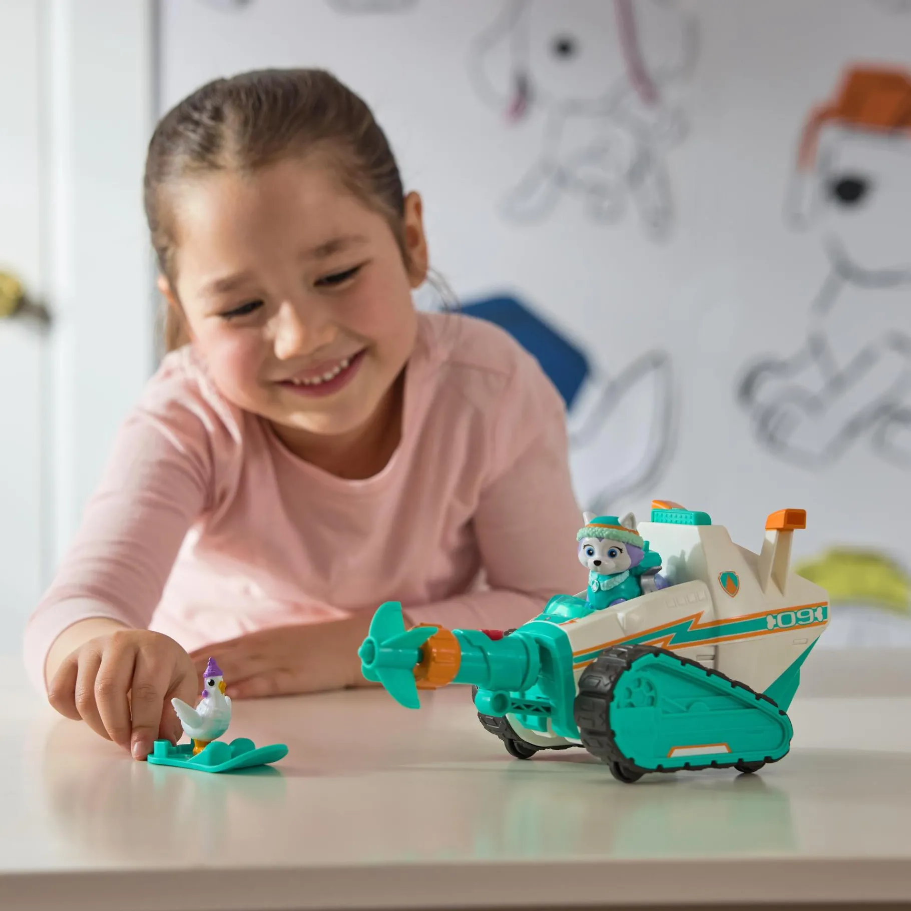 Speelfiguren> Paw Patrol Everest Deluxe Vehicle