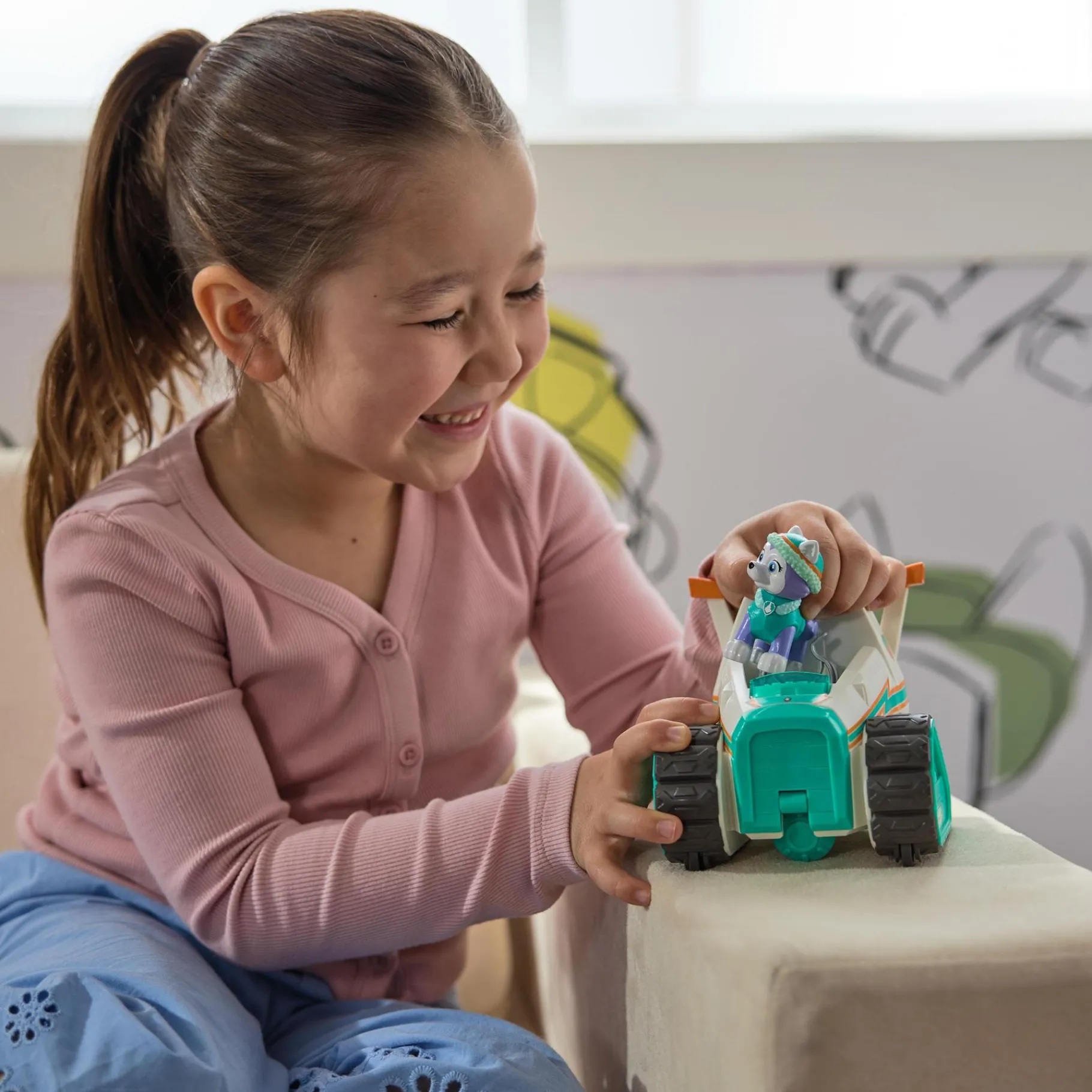 Speelfiguren> Paw Patrol Everest Deluxe Vehicle