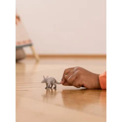 Speelfiguren><noscript><img width=