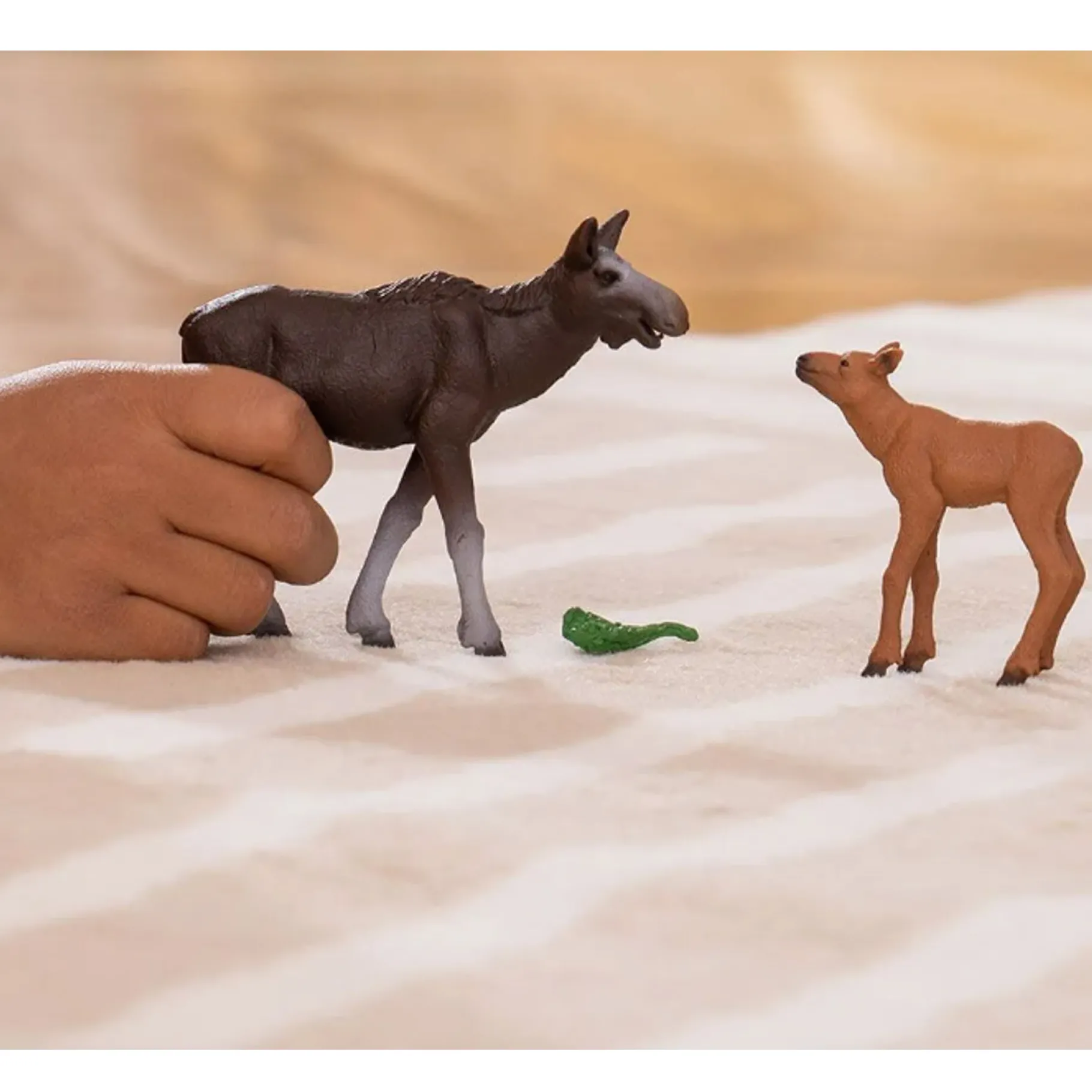 Speelfiguren>Schleich 42603 Moose with Calf (NatGeo)