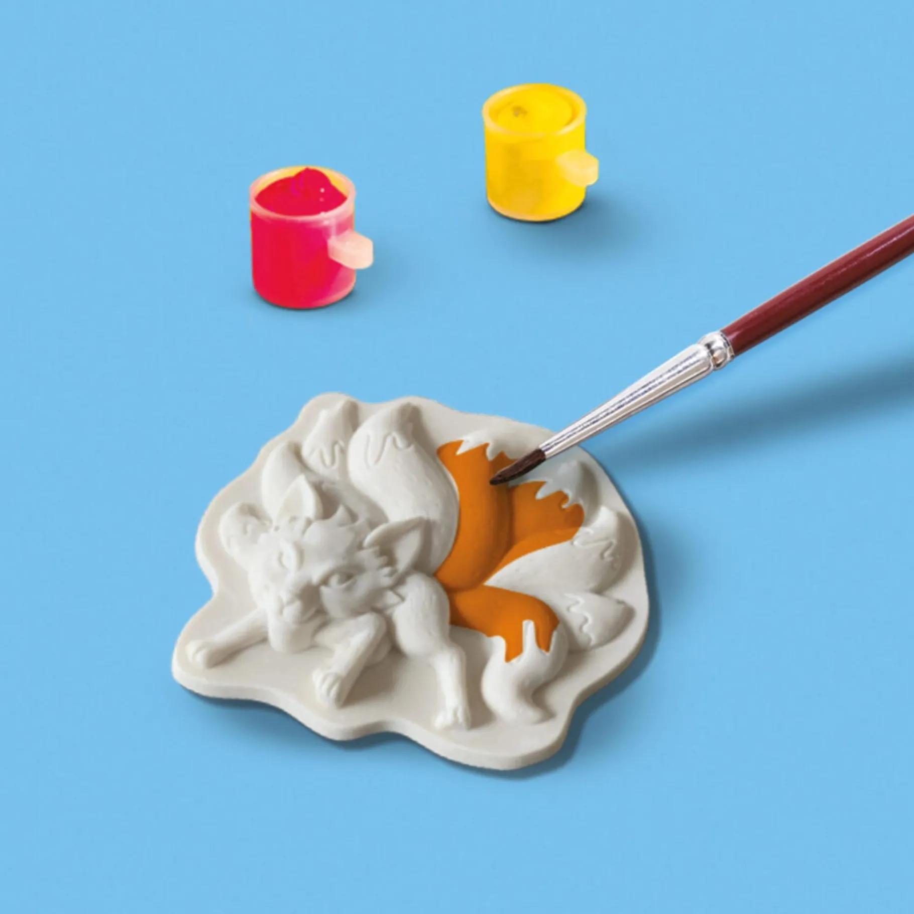 Gips>Ses gieten en schilderen mythische wezens