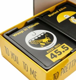 Familiespellen></noscript>Goliath Shit Happens - Partyspel