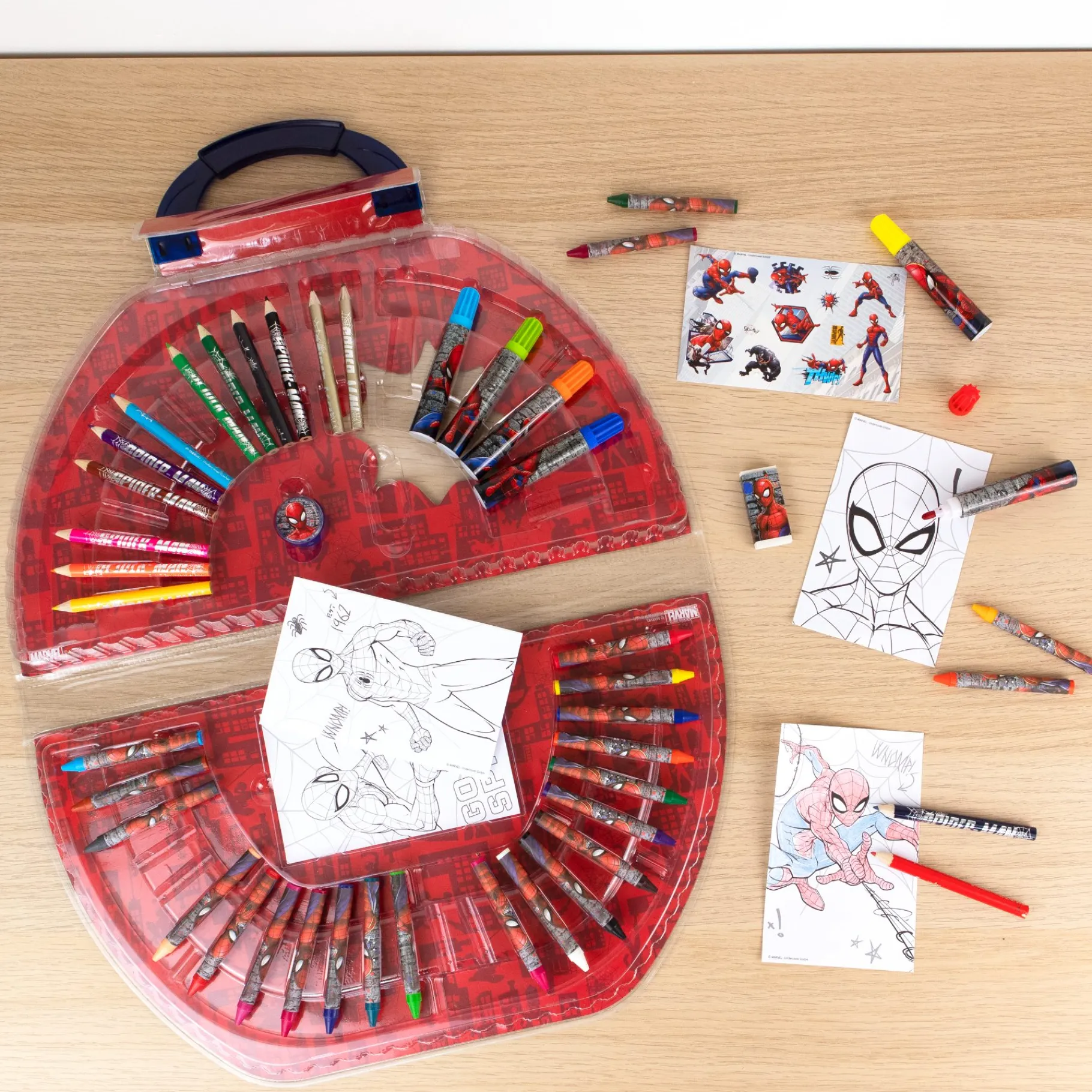 Tekenen / Kleuren> Spider-Man Kleurkoffer 51-delig