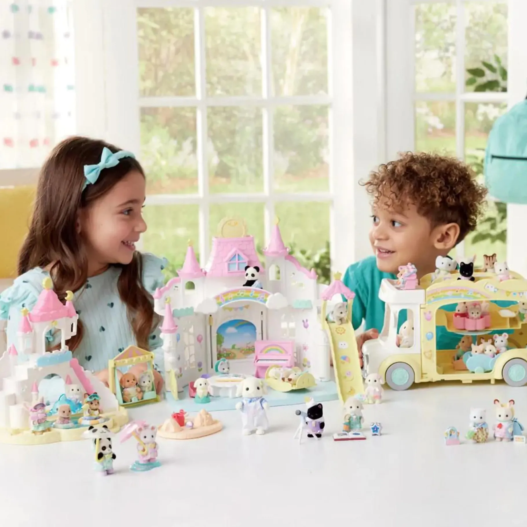 Jongens|Speelsets>Epoch Sylvanian Families Baby Zandbak & Zwembad