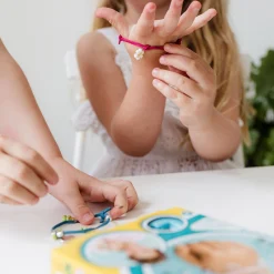 Sieraden Maken></noscript>Totum Pretty pony armbanden met paardenbedeltjes